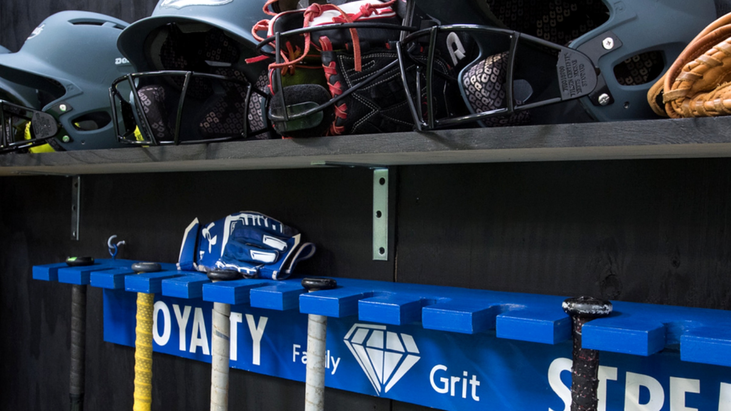Diamond Club bat rack with Grit, Loyalty, Strength, Confidence — travel softball CT